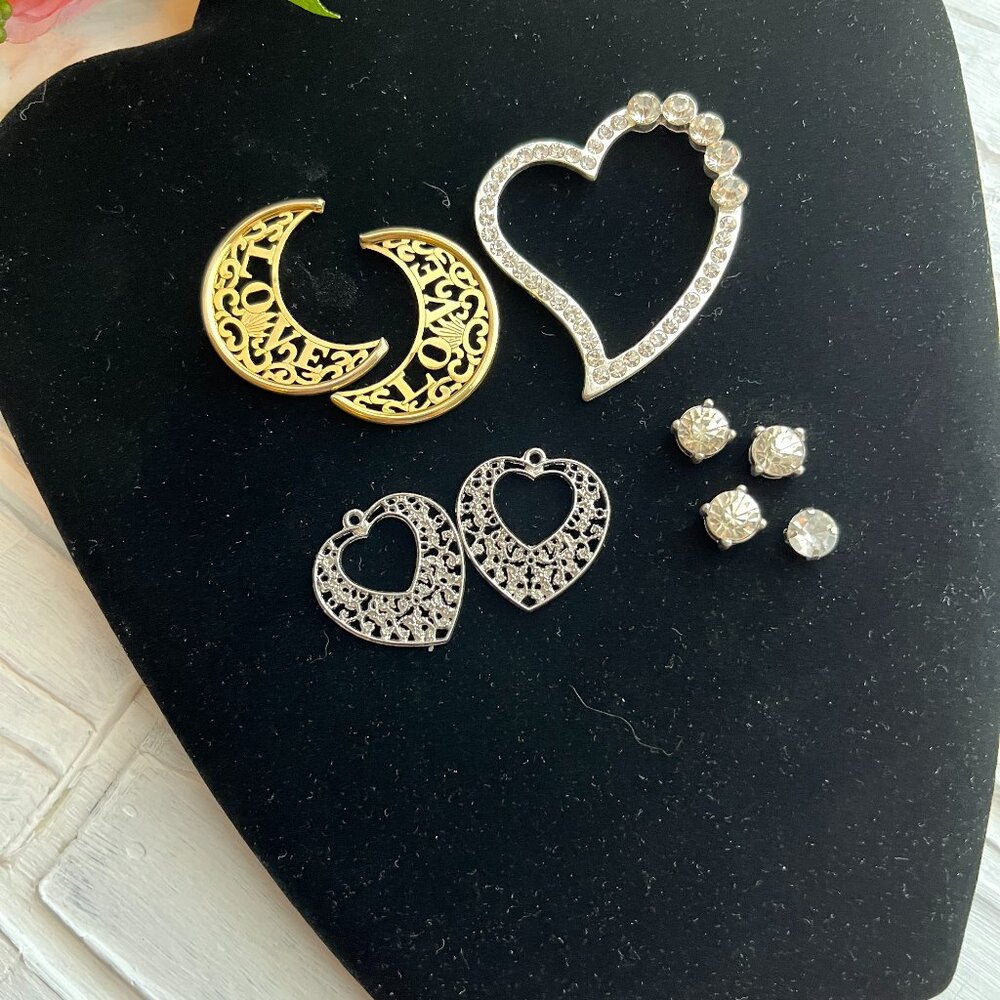 Jewelry  hearts, gold moons & rhinestone pieces for your craft projects (###)